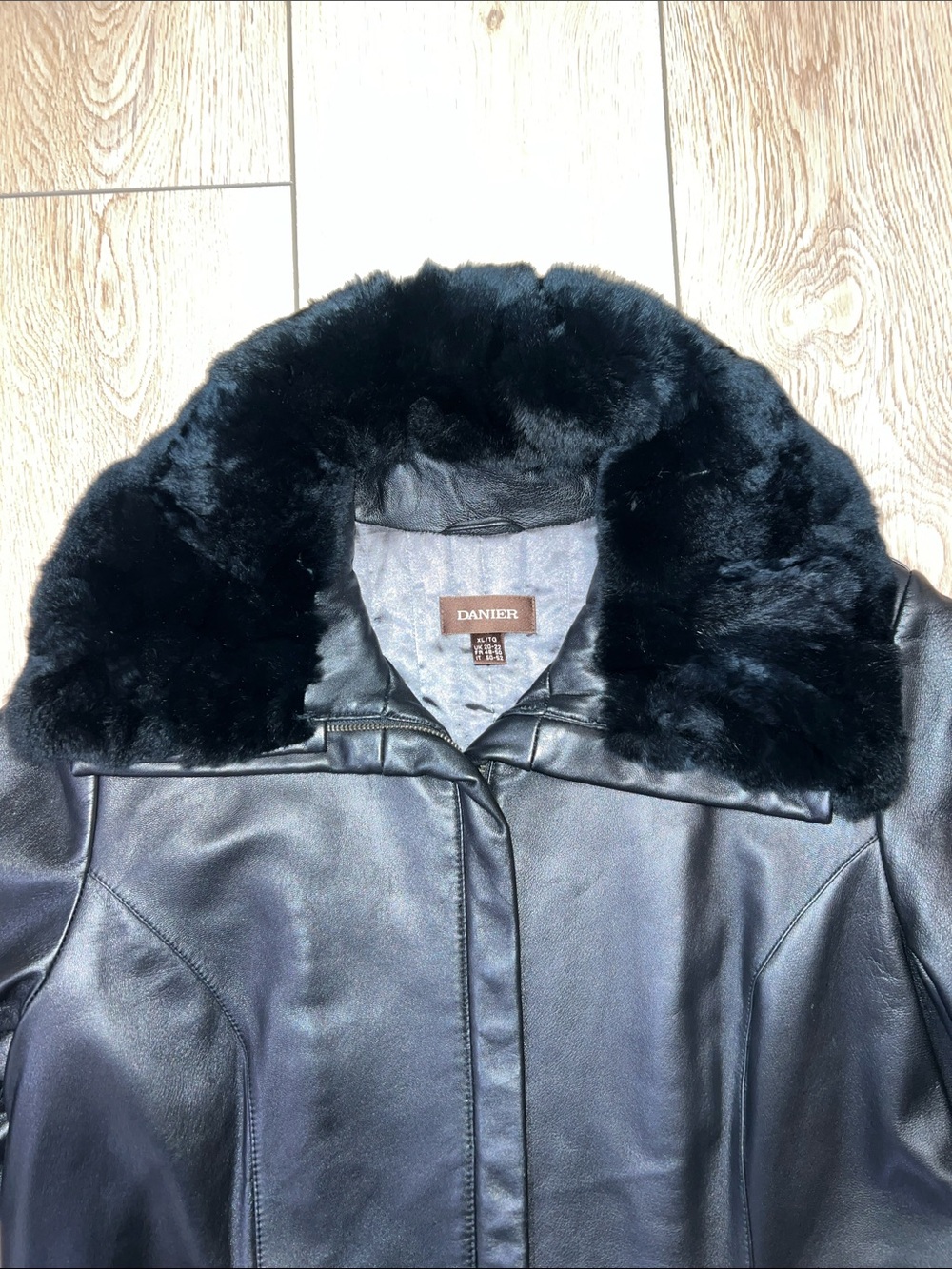 Danier Black Leather Coat with Plush Rabbit Fur Collar - Picture 5 of 15